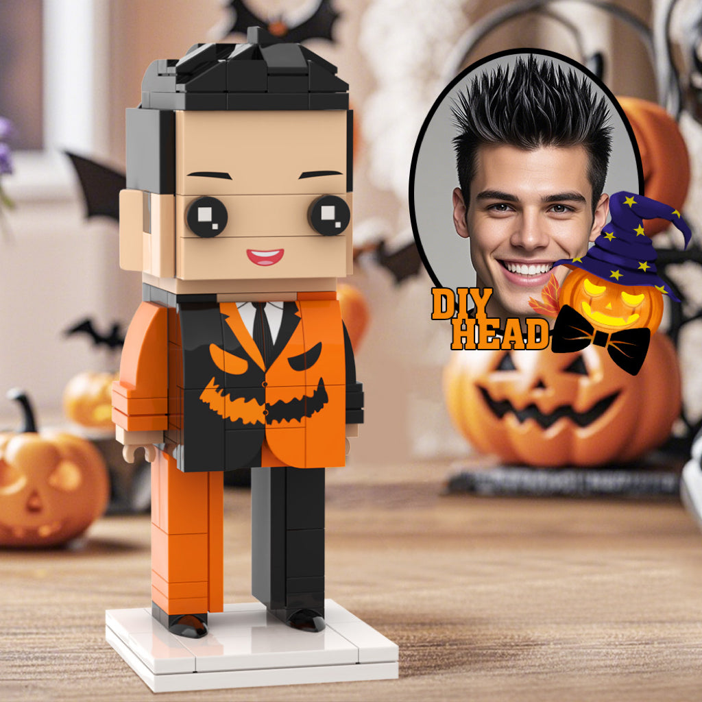 Halloween pompoen jongen brickfiguur gepersonaliseerd.