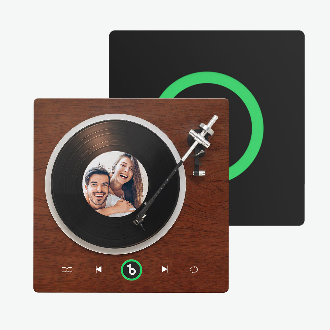 Muziek Koelkastmagneet in Platenspeler Stijl – Gepersonaliseerd Cadeau