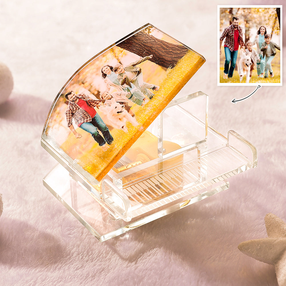 Gepersonaliseerde Kristallen Piano Muziekdoos – Luxe Decoratie voor op Tafel of Bureau