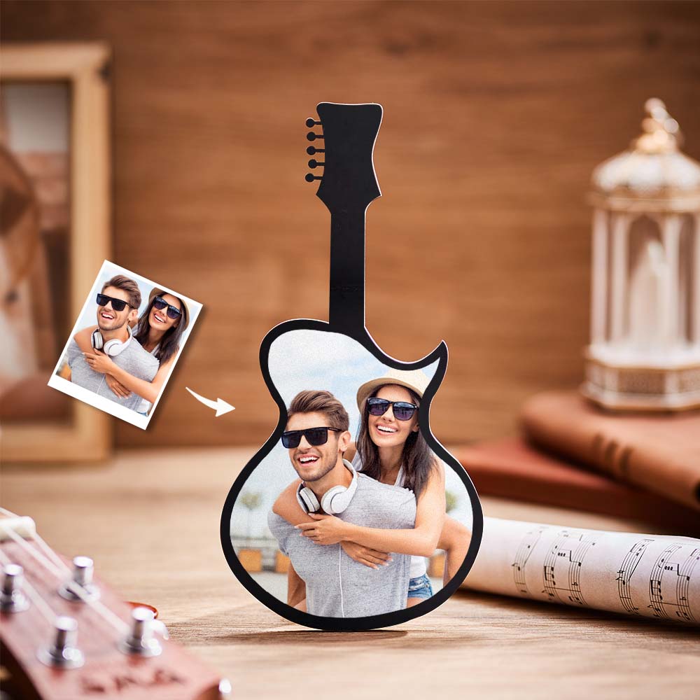 Gepersonaliseerde Foto Gitaar Fotolijst – Uniek Cadeau voor Muziekliefhebbers