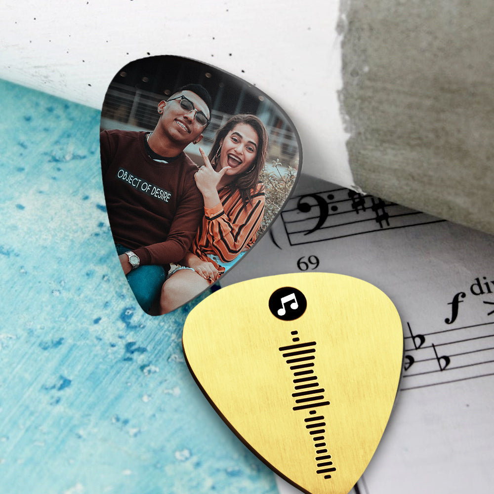 Gepersonaliseerde Gitaarplectrum met Muziekcode & Foto – Verkrijgbaar in 4 Kleuren