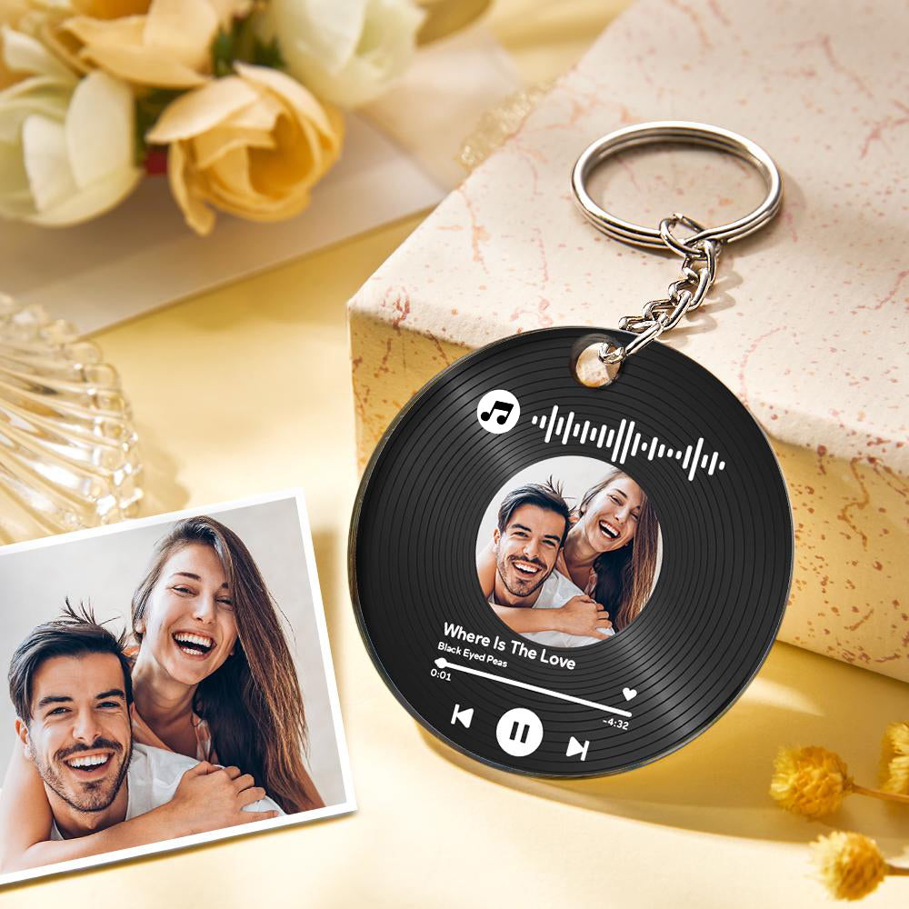 Gepersonaliseerde Muziek Sleutelhanger – Scanbare Muziekcode Acryl Cadeau voor Koppels
