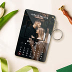 Gepersonaliseerde Kalender Sleutelhanger voor Koppels – Acryl Sleutelhanger met Foto en Tekst