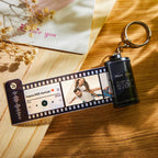 Gepersonaliseerde filmrol sleutelhanger met foto & muziekcode